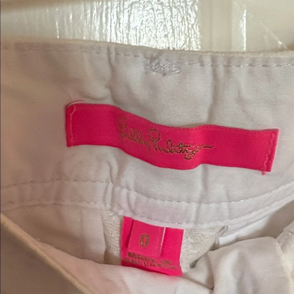 Lilly Pulitzer White Shorts - Size 0 - Picture 2 of 3